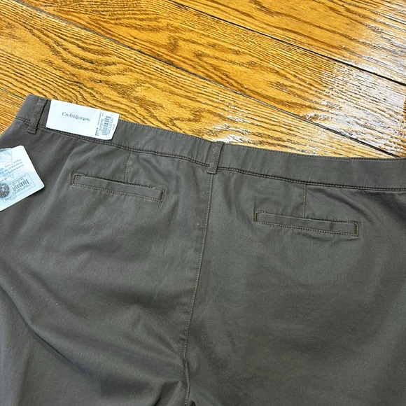 Croft & Barrow brown capris. Fabric is cotton and spandex. Size 20W. - Picture 12 of 12